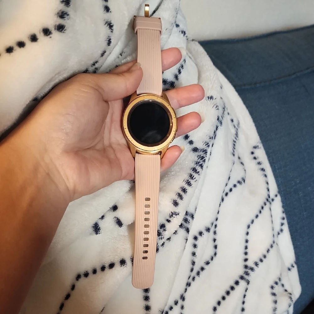 Samsung Galaxy Watch - Gold Case with Pink Band